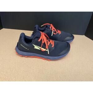 New! Womens Altra Superior 5 Navy/Multi Trail Running Shoes. Size 6.5. Nice!!!